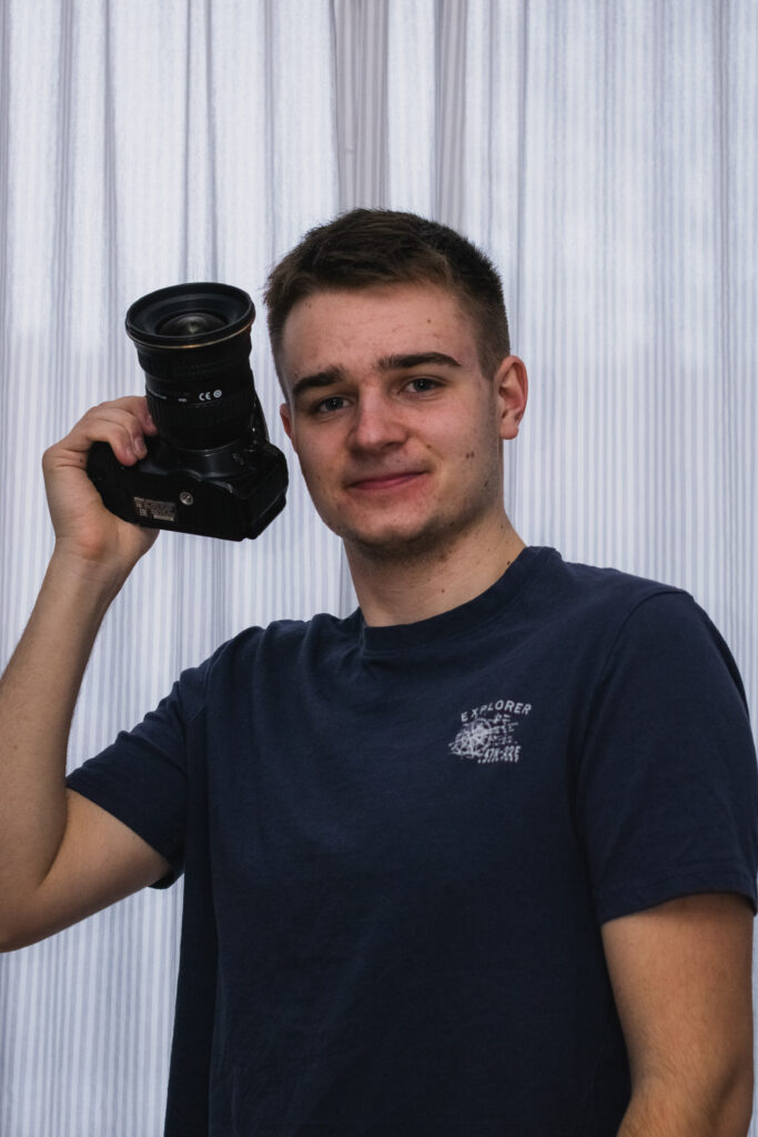 Leon Jankowski- Fotografia imprez, fotograf na imprezę, wesela. Fotografia portetowa, fotografia komercyjna